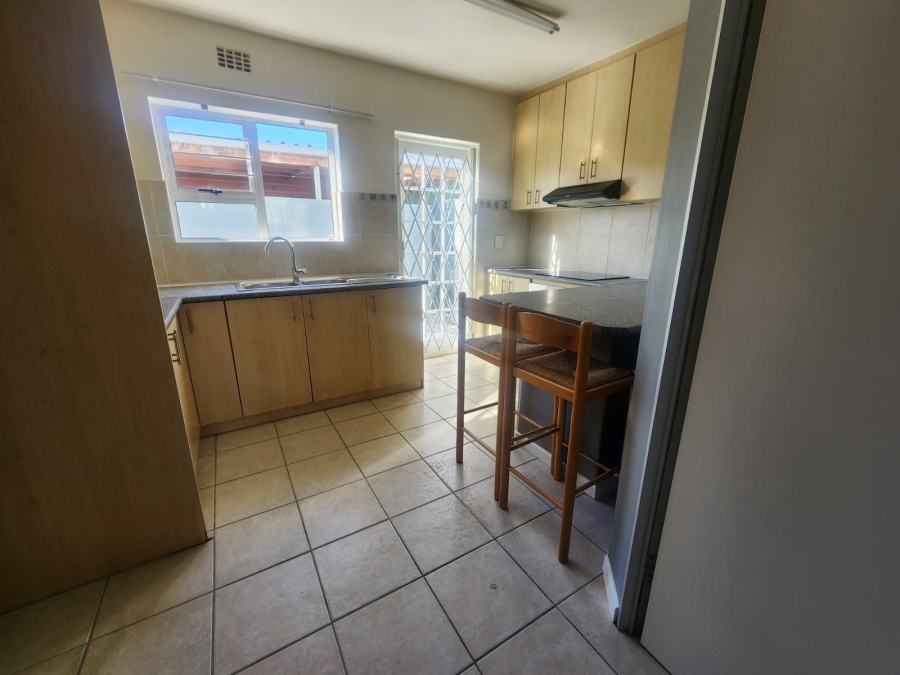3 Bedroom Property for Sale in Elsies River Western Cape
